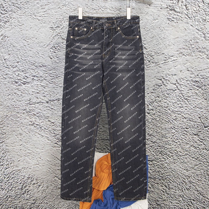 Ba*len*cia*ga jeans